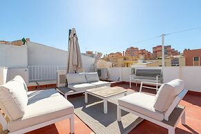 Maria Tubau in M Laga