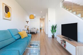 Maria Tubau in M Laga