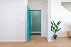 Maria Tubau in M Laga