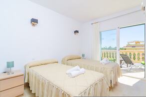 Voltora in Campos With 3 Bedrooms and 3 Bathrooms