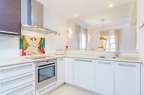 Voltora in Campos With 3 Bedrooms and 3 Bathrooms