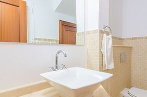 Voltora in Campos With 3 Bedrooms and 3 Bathrooms