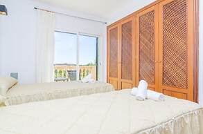 Voltora in Campos With 3 Bedrooms and 3 Bathrooms