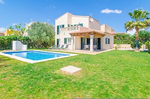 Voltora in Campos With 3 Bedrooms and 3 Bathrooms
