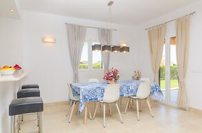 Voltora in Campos With 3 Bedrooms and 3 Bathrooms