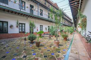 Patio De La Cartuja 4 Pax