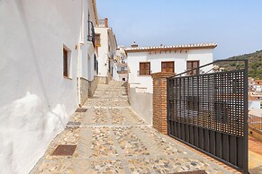 El Porton in El Borge