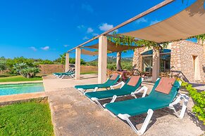 Can Jeroni Carrio in Cala Bona