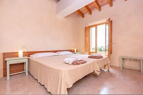 Can Jeroni Carrio in Cala Bona