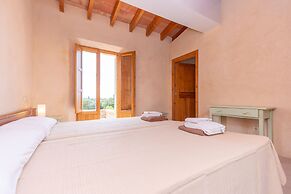 Can Jeroni Carrio in Cala Bona