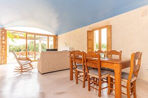 Can Jeroni Carrio in Cala Bona