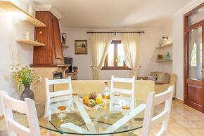 Pleta De Son Monjo in Maria de la Salut