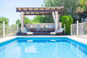 Sa Font in Petra With 3 Bedrooms and 2 Bathrooms