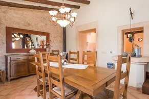 Sa Font in Petra With 3 Bedrooms and 2 Bathrooms