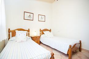 Sa Font in Petra With 3 Bedrooms and 2 Bathrooms