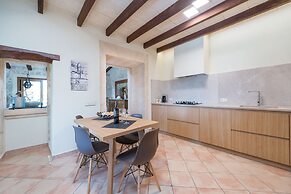 Sa Font in Petra With 3 Bedrooms and 2 Bathrooms