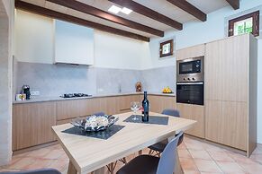 Sa Font in Petra With 3 Bedrooms and 2 Bathrooms