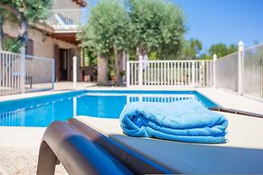 Sa Font in Petra With 3 Bedrooms and 2 Bathrooms