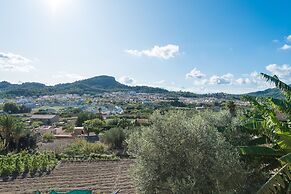 Solluna in Mallorca With 4 Bedrooms and 3 Bathrooms