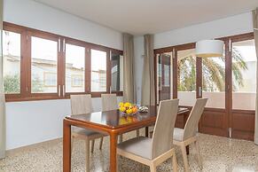 Violeta De Mar in Mallorca