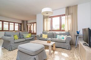 Violeta De Mar in Mallorca