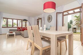 Violeta De Mar in Mallorca