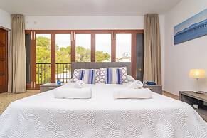 Violeta De Mar in Mallorca