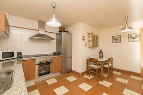 Spikes in Pueblo Nuevo