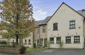 Cozy Manchester Hideaway With 2 Bedrooms