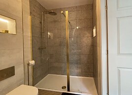 Cozy Manchester Hideaway With 2 Bedrooms