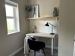 Cozy Manchester Hideaway With 2 Bedrooms