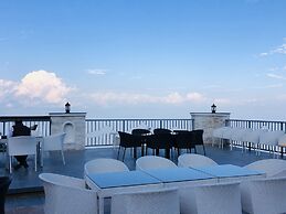 Mountain Vista Retreat