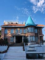 Mountain Vista Retreat