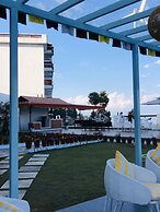 Mountain Vista Retreat