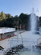 Mountain Vista Retreat