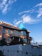 Mountain Vista Retreat