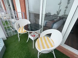 Mountain Vista Retreat