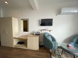 Mountain Vista Retreat