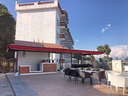 Mountain Vista Retreat