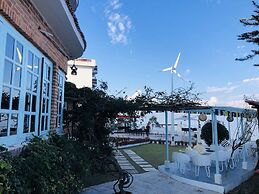 Mountain Vista Retreat