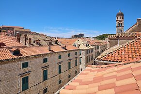 TUDISI LUX SUITES by DOMINIUM