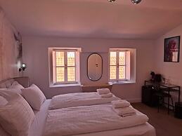 TUDISI LUX SUITES by DOMINIUM