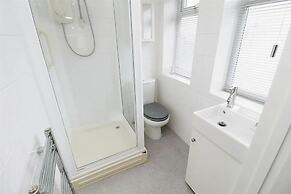 2BR Home/garden/patio/city Access/6 Guests