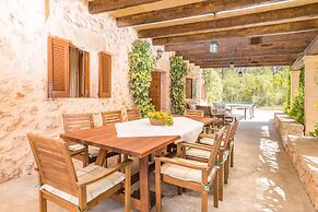 Ca Na Barbara in Santa Maria del Cam