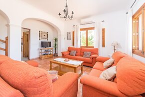 Ca Na Barbara in Santa Maria del Cam