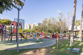 75 Prokymea- Steps From the Sea, Downtown, Balcony