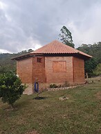 Hospedagem Casa Do Chapéu Caparaó - Cabana Estrela