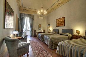 Piazza Salvemini Elegant