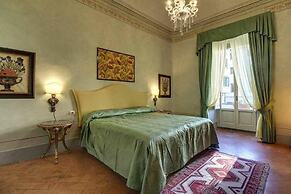 Piazza Salvemini Elegant