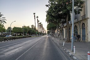 74 Prokymea- Steps From the Sea, Downtown, Balcony